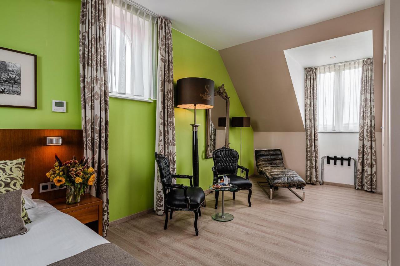 Hotel De Pupiter Kluisbergen Екстериор снимка